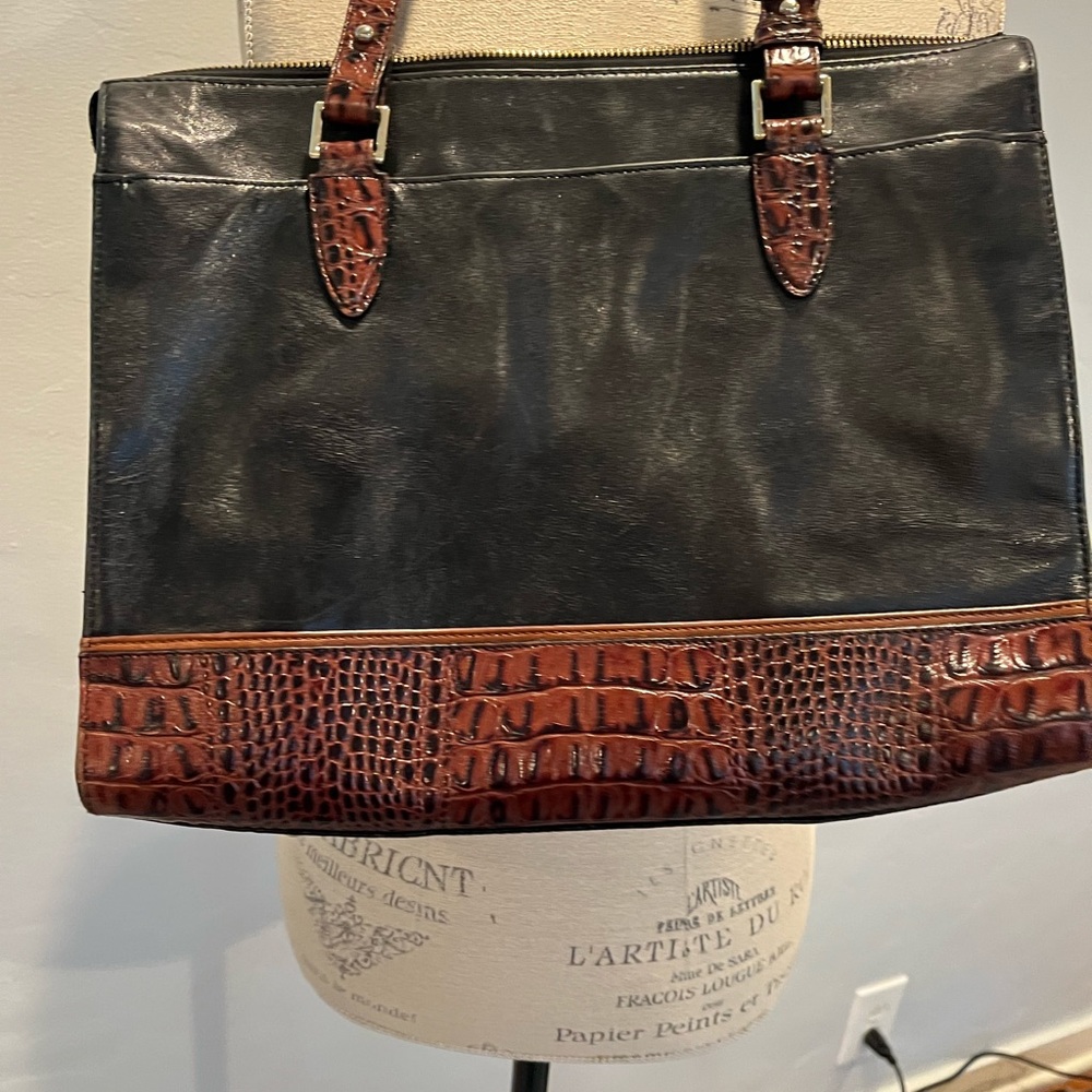 Brahmin Bag AS IS - Picture 3 of 9